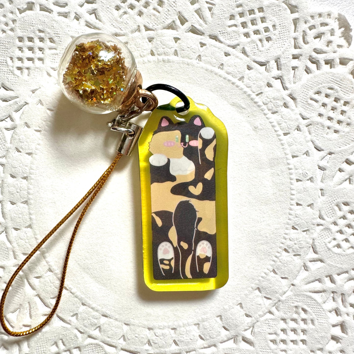 Cat-Shaped Acrylic Keychain | Cute Cat Keychain | Kawaii acrylic charm, Aesthetic accessories, Double Sided, Animal Keyring