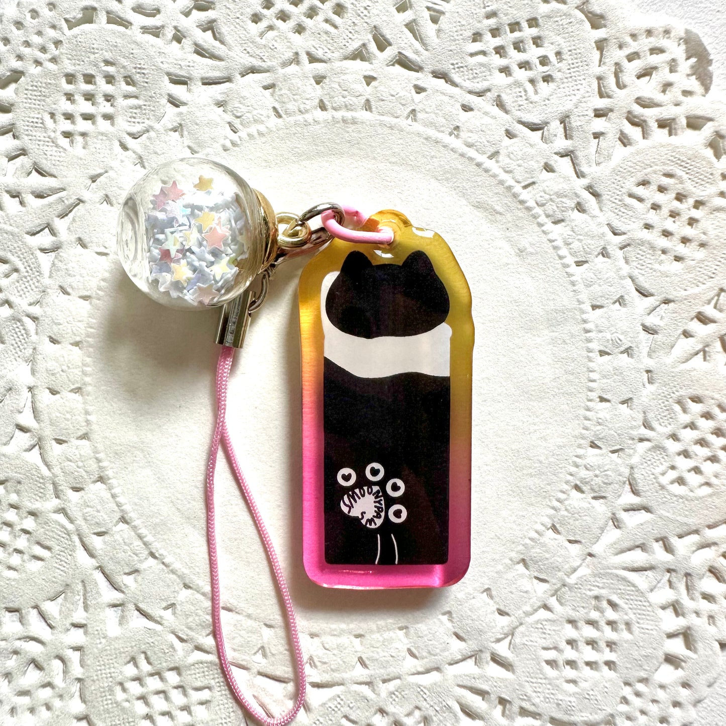 Cat-Shaped Acrylic Keychain | Cute Cat Keychain | Kawaii acrylic charm, Aesthetic accessories, Double Sided, Animal Keyring