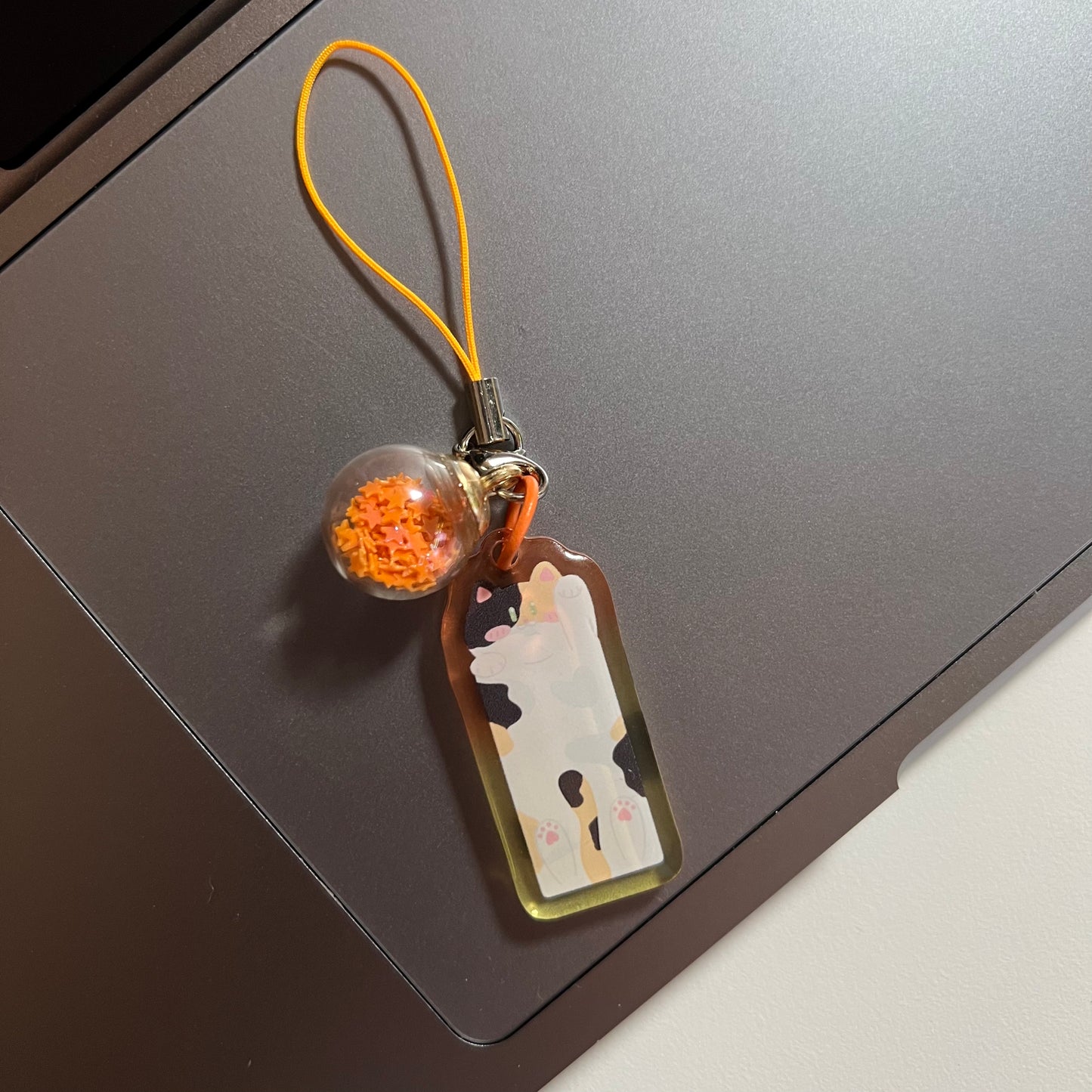 Cat-Shaped Acrylic Keychain | Cute Cat Keychain | Kawaii acrylic charm, Aesthetic accessories, Double Sided, Animal Keyring