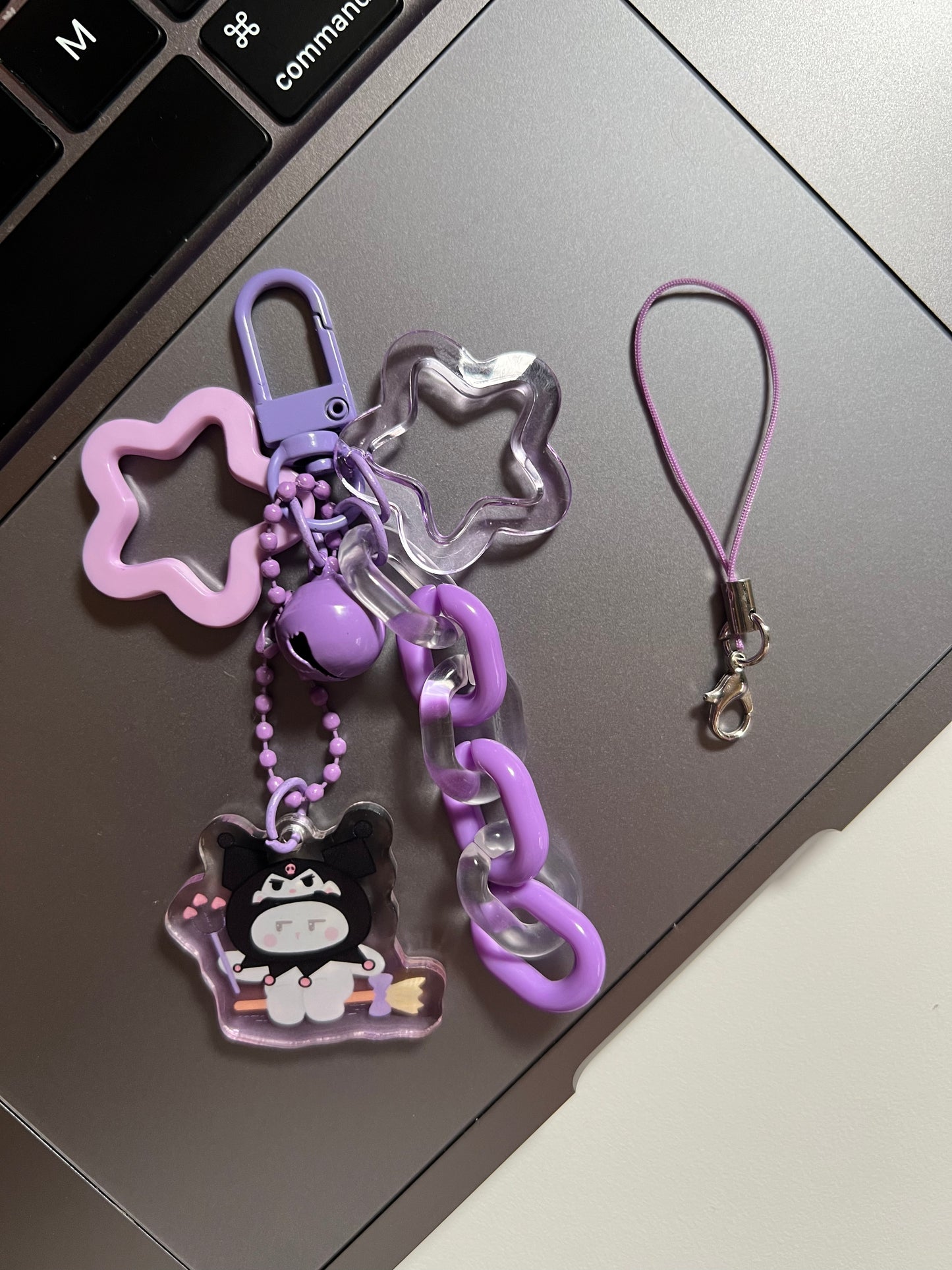 Sanrio Acrylic Keychain | Cute Cat Keychain | Kawaii acrylic charm, Aesthetic accessories, Double Sided, Animal Keyring